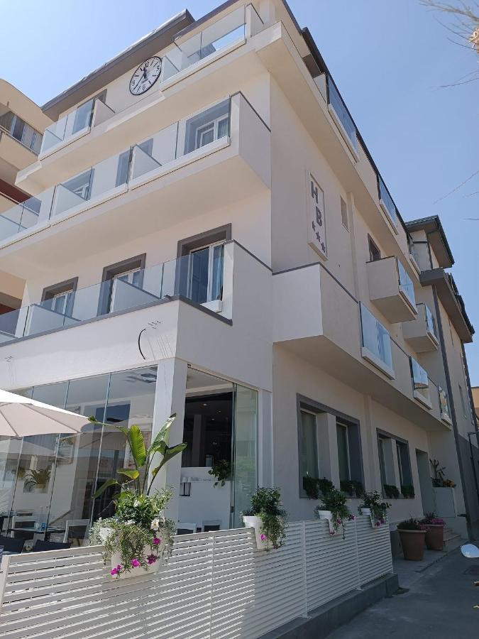 Hotel Brienz Белариа-Игеа Марина Екстериор снимка